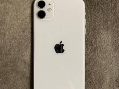 Продам iPhone 11 64GB у відмінному стані за вигідною ціною