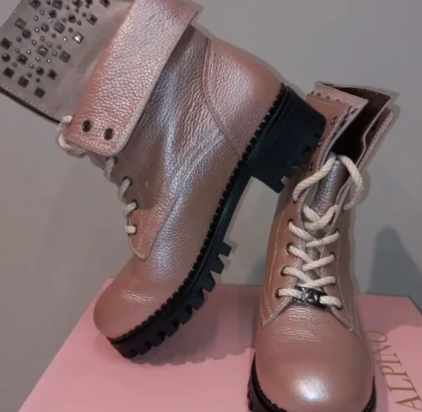 Шкіряні зимові чобітки, напівчобітки.