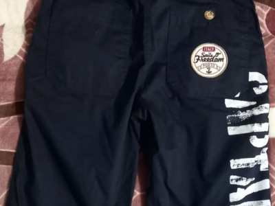 Новые шорты мальчику Benetton.