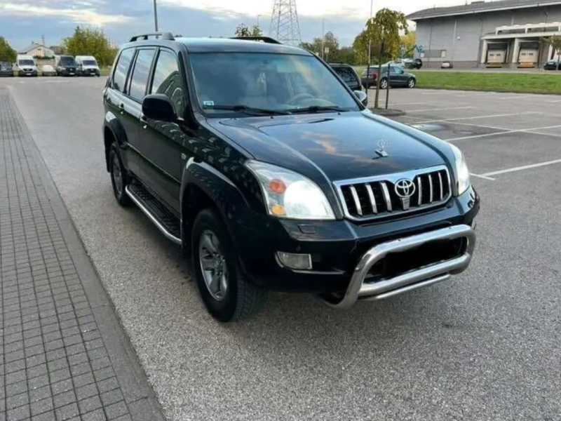 продам toyota land cruiser prado