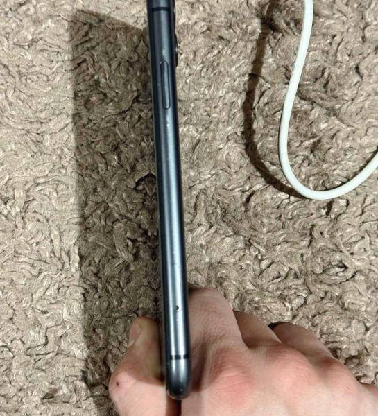 Смартфон iPhone 11 айфон 11