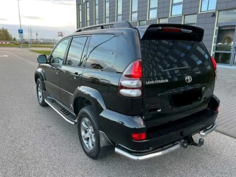 продам toyota land cruiser prado