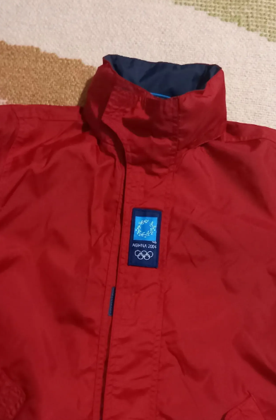 Ветровка-куртка,дождевик мальчику.