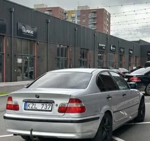 продам BMW 3 серии е46