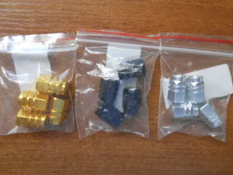 Алюминиевые колпачки на ниппель шины авто/вело/мото (4 шт)