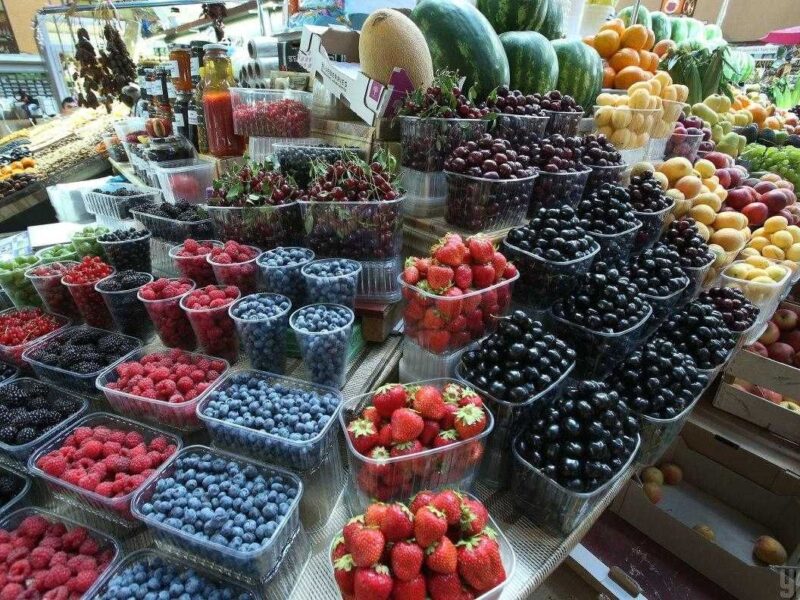 Холодильна та морозильна камери для Заморозки малини і суниці