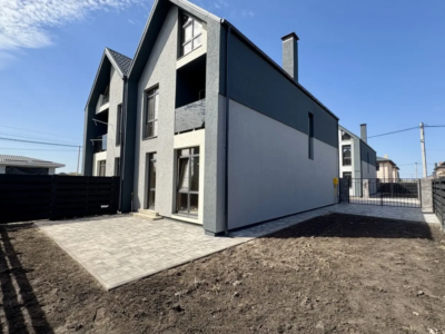 Дуплекс 113 м2, з газом та каналізацією в Котеджному містечку, Гатне