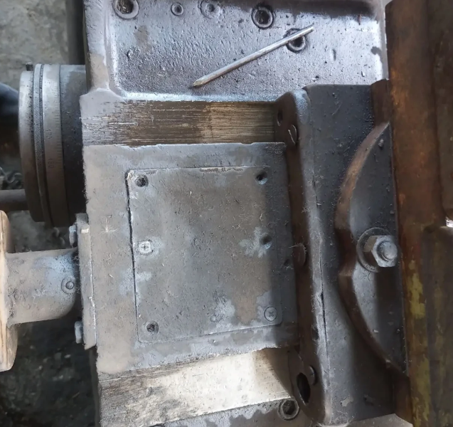 Токарний верстату 1к62 рмц 1 метр