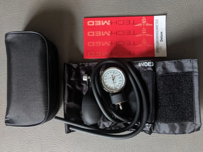 Тонометр механічний