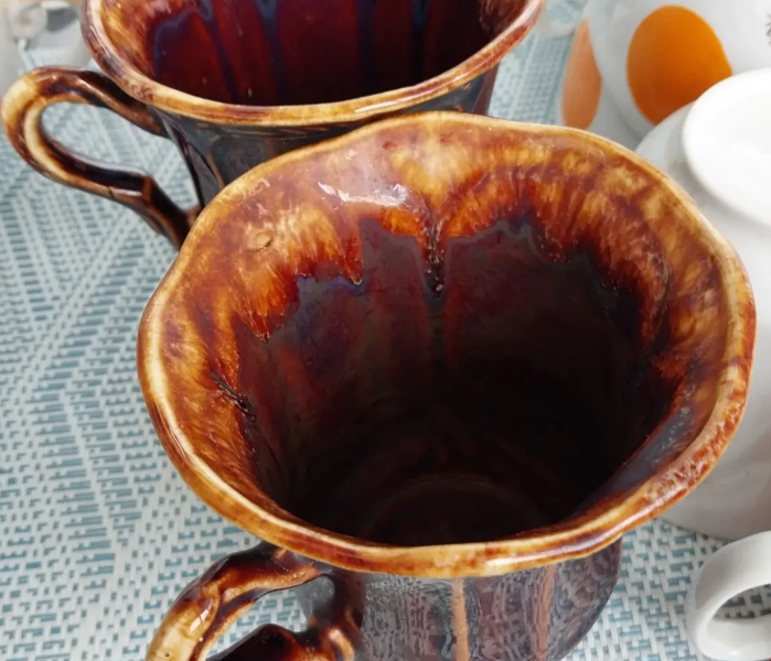 Чашки чайные Блюдца б/у поштучно