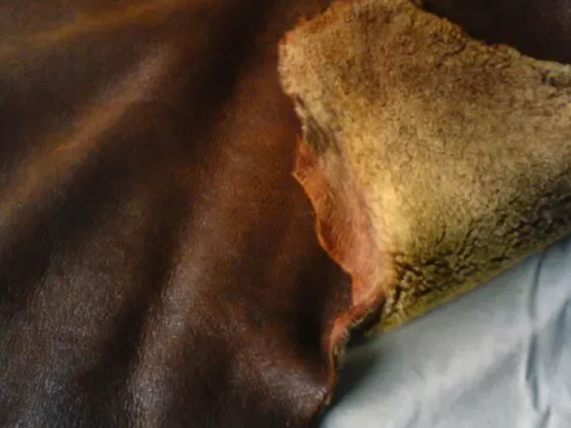 продам кожу натуральную,мех дубленочный в шкурах,норка лиса песец