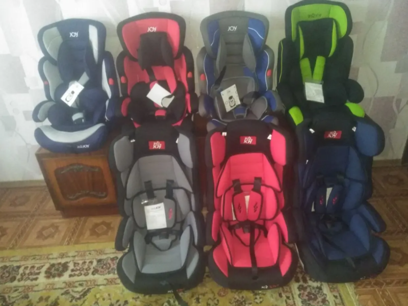 Автокресло новое универсальное от 9 до 36 кг