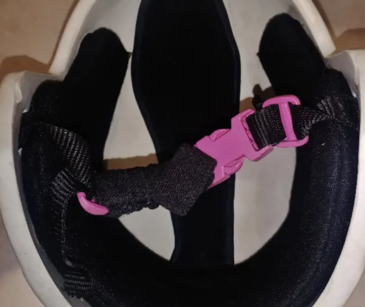 Дитячий захисний, універсальний шолом Uvex