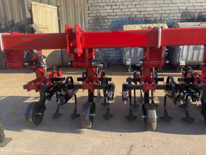 Міжрядний культиватор (прополочний)