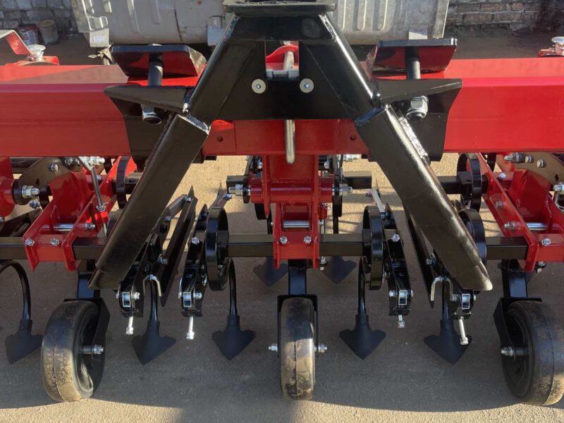 Міжрядний культиватор (прополочний)