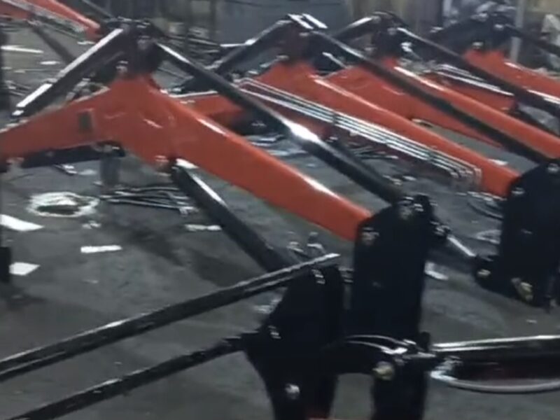 Навантажувач на трактор МТЗ-80, 82, ЮМЗ, Т-40