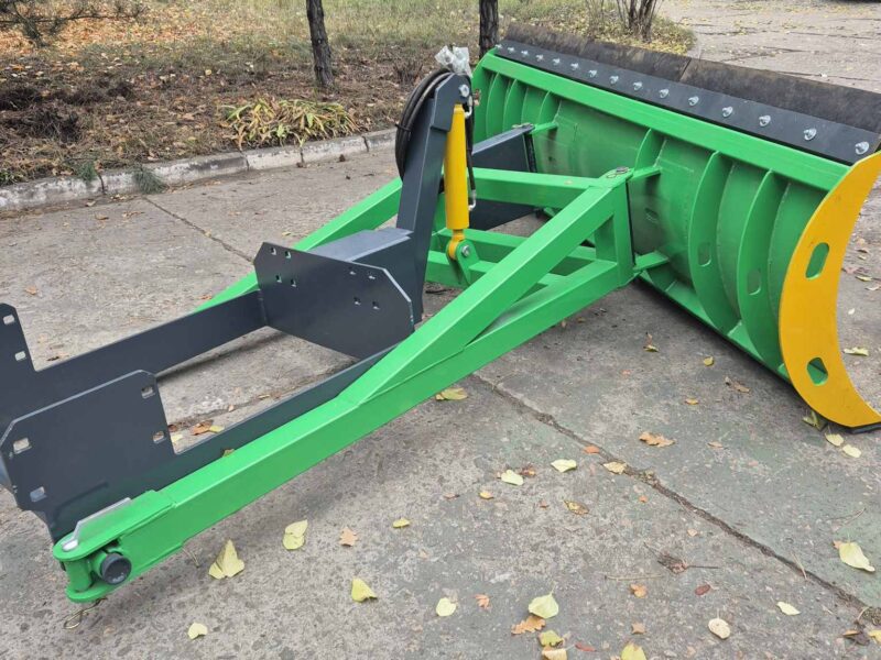 Снігоприбиральний відвал (лопата) до тракторів МТЗ, ЮМЗ, Т-150, Т-40 з сталевим ножем