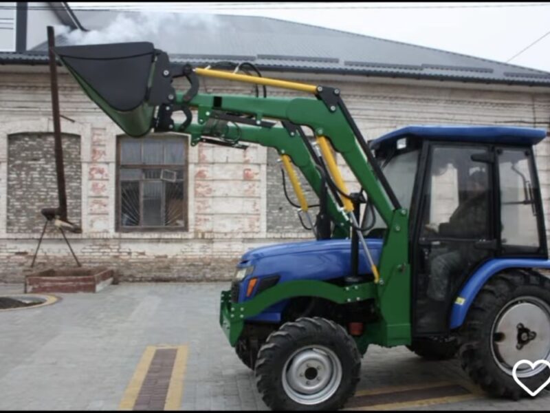 Навісний фронтальний навантажувач КУН на міні-трактор