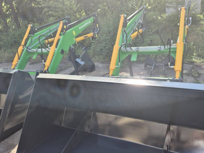 Швидкоз'ємний фронтальний навантажувач LoadPro