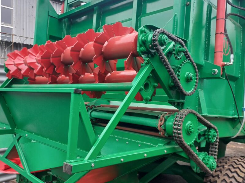 Універсальний гноєрозкидач ПРТ-10