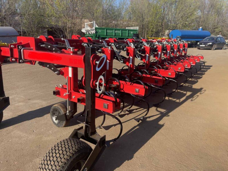 Міжрядний культиватор (прополочний)