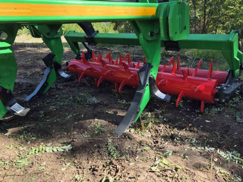 Глибокорозпушувач (Глубокорыхлитель) для трактора МТЗ , ЮМЗ