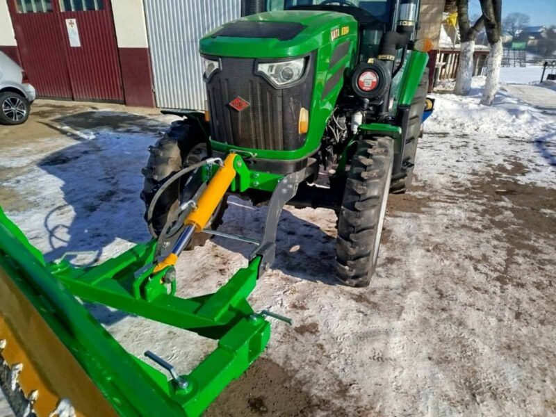 Відвал для снігу на мінітрактор