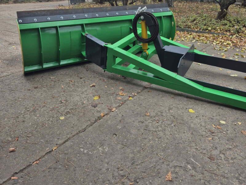 Снігоприбиральний відвал (лопата) до тракторів МТЗ, ЮМЗ, Т-150, Т-40 з сталевим ножем