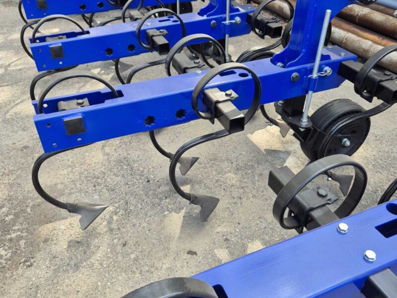 Міжрядний культиватор (прополочний)