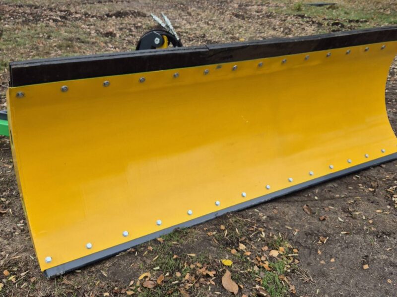Бульдозерний відвал (лопата) до тракторів МТЗ, ЮМЗ, Т-150, Т-40