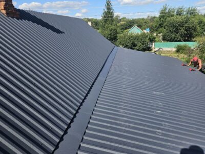 Кровельщики ремонт крыш мелкий и капитальный