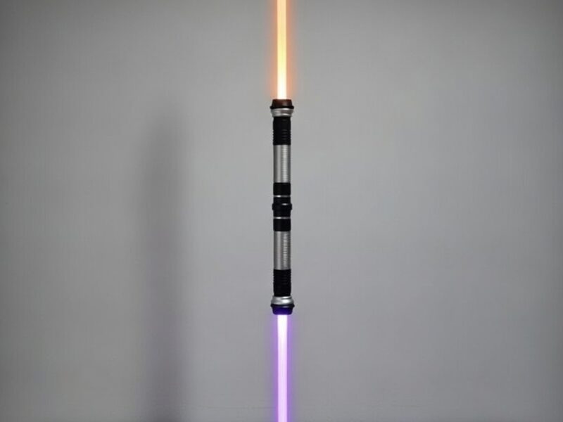 Двусторонний световой меч — 132 см. Когда один клинок — это слишком мало