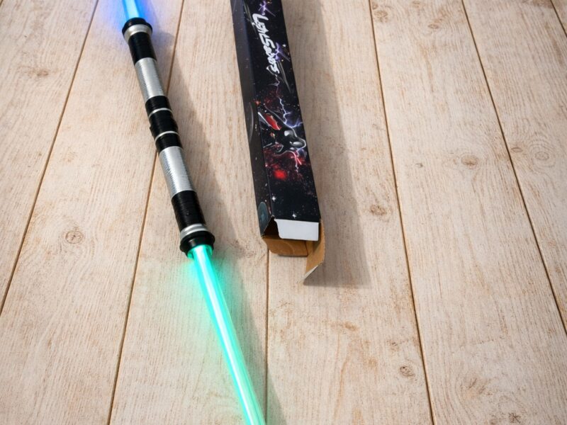 Двусторонний световой меч — 132 см. Когда один клинок — это слишком мало