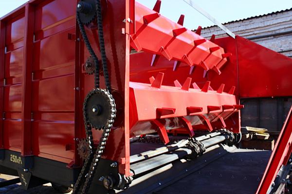 Кормороздавач тракторний універсальний КТУ-10А. Запчастини.