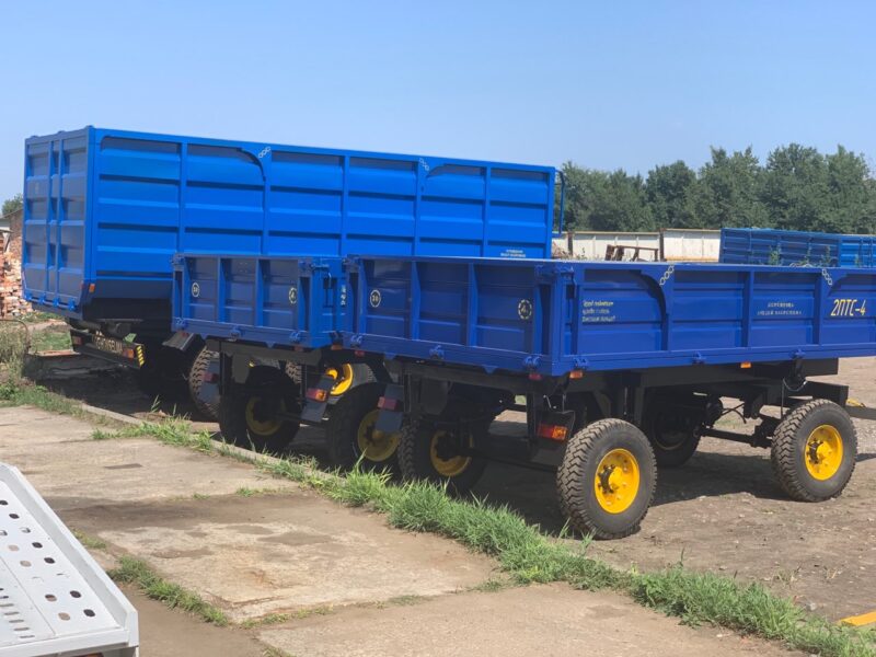 Тракторний причеп 2ПТС-4. Запчастини.