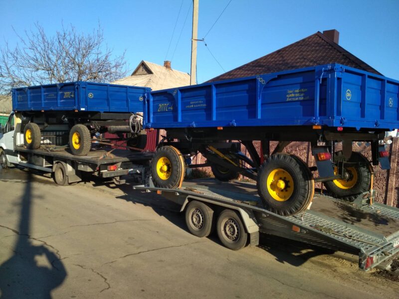 Тракторний причеп 2ПТС-4. Запчастини.