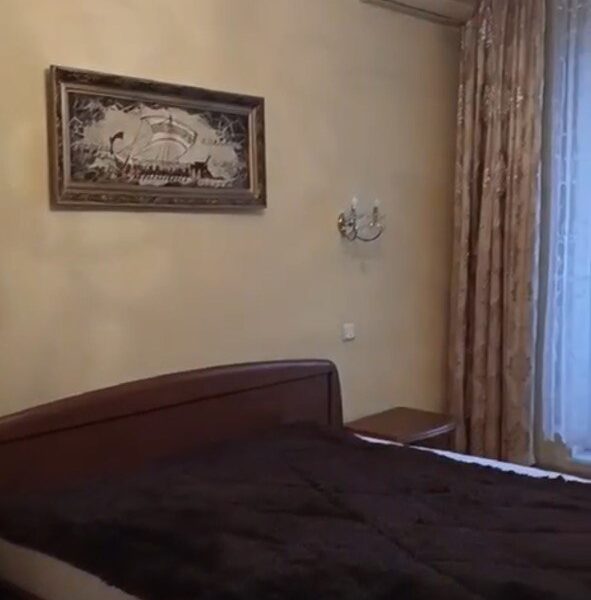 Здам 3 ну квартиру Кривий Ріг Довгинцівський район Східний -3.