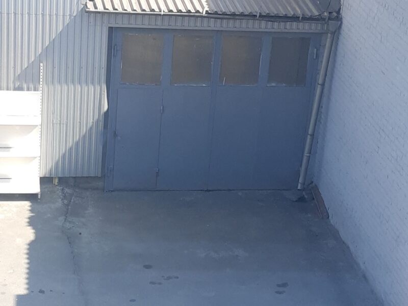 Здається в оренду приміщення 80 м кв під СТО або склад в Крівому Розі