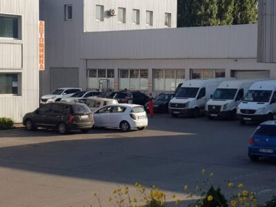 Оренда приміщення під шиномонтаж у Кривому Розіі, Автовокзал, червона лінія.