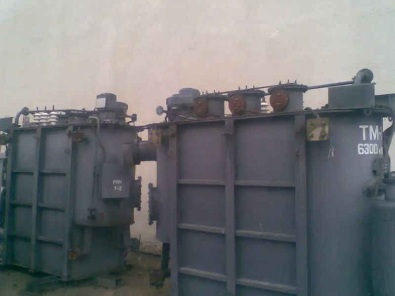 Трансформатори, автоматичні вимикачі, масло трансформаторне.