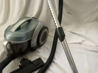 Пилосос циклонний LG VK 78161R