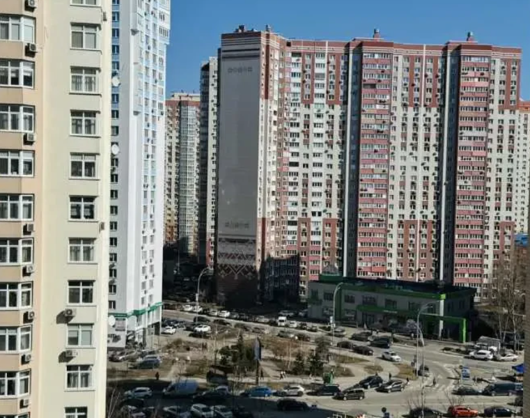 3-к квартира Київ, Дарницький, Григорія Ващенка 1