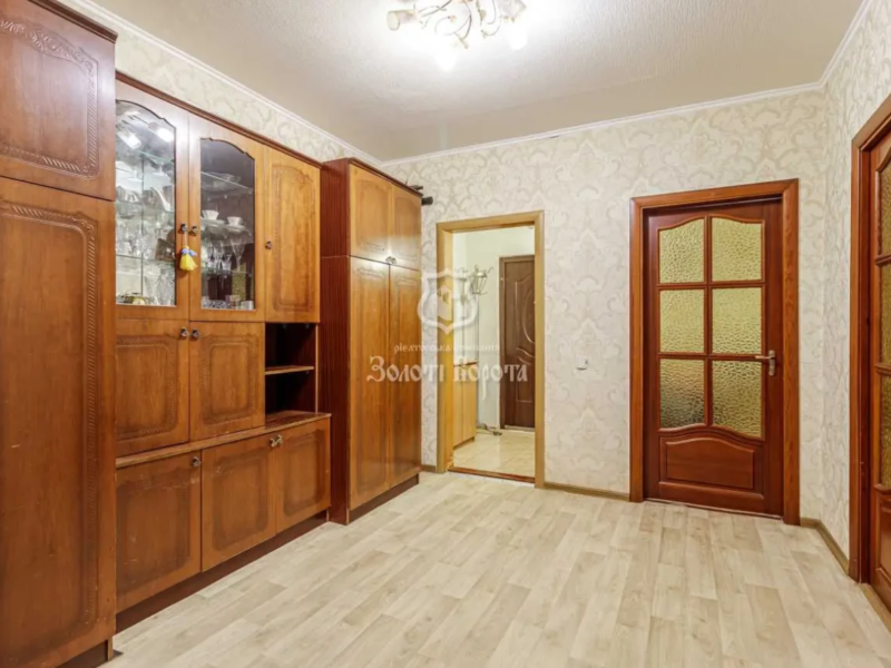 3-к квартира Київ, Святошинський, Академіка Єфремова 3