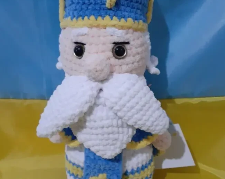 М'які іграшки Святий Миколай, Санта Клаус, Дід Мороз та Гноми.