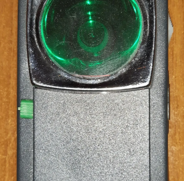 Фонарь тактический сигнальный 3-х цветный.