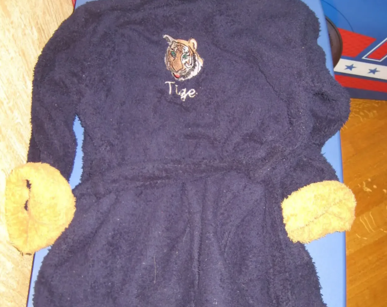 Теплый халат на мальчика 122-128 см