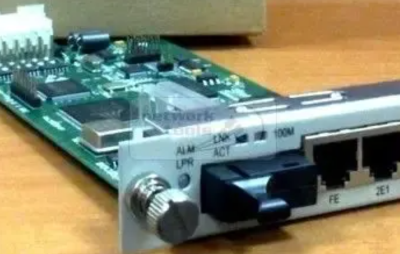 Медиаконвертер Raisecom RC001-1AC Шасси с AC блоком