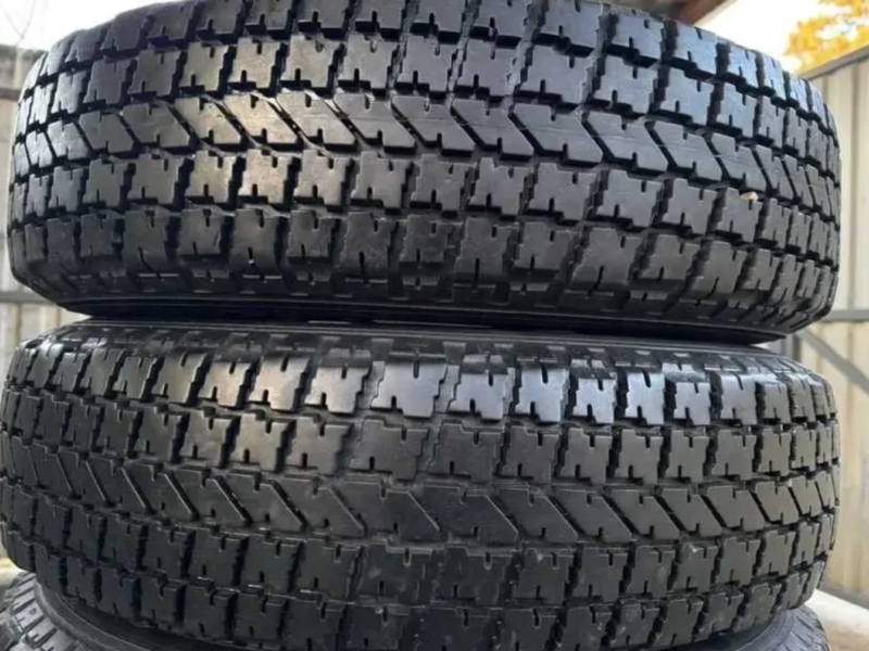 продам колеса диски с резиной на Газель