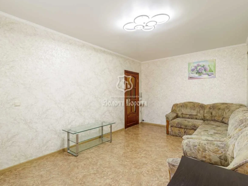 3-к квартира Київ, Святошинський, Академіка Єфремова 3