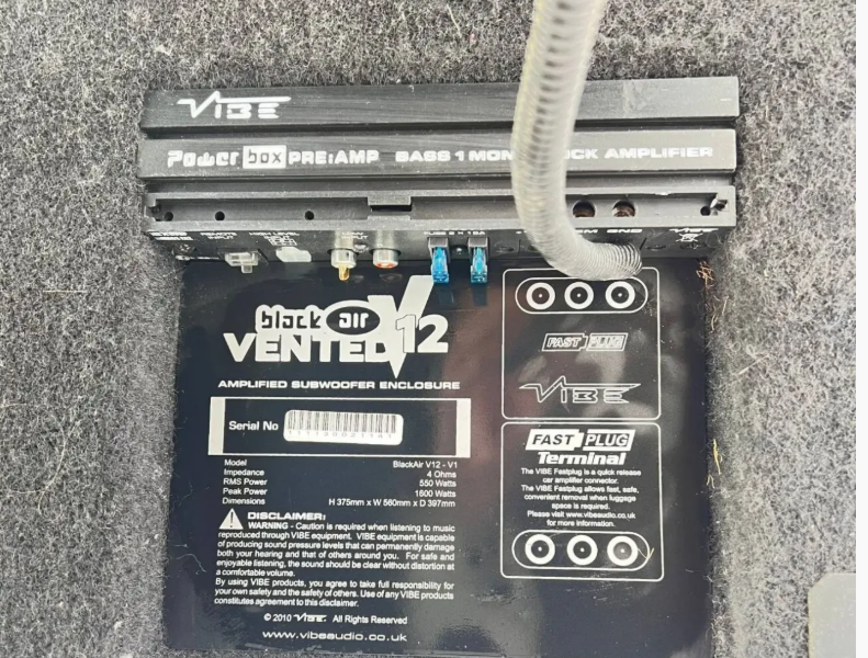 Активний сабвуфер VIBE BlackAir V12 1600W
